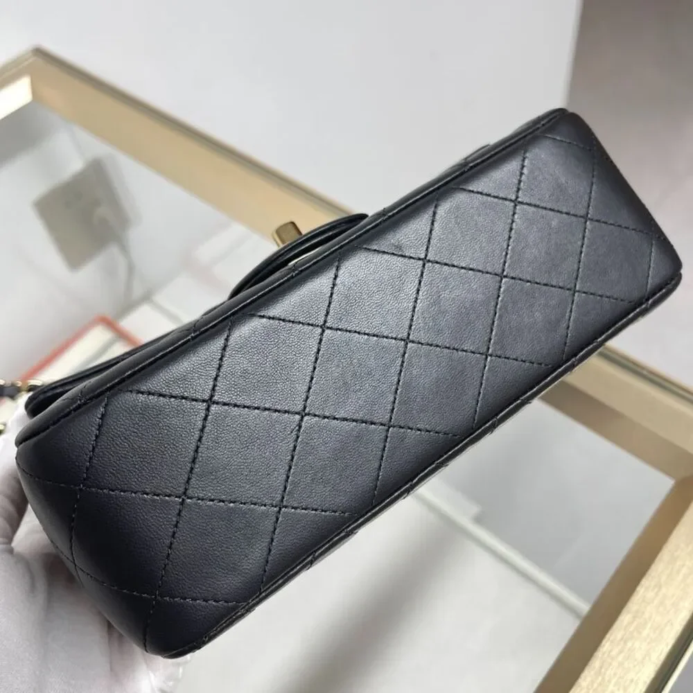 Chanel Women Pre-Loved Bag Brand New Condition